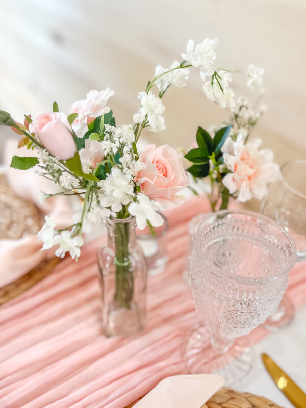 Bud vase floral arrangement
