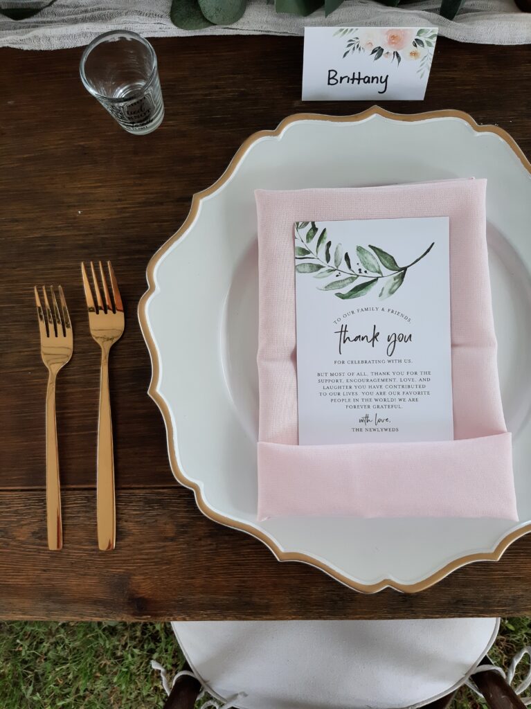 Blush Napkins: A Soft, Romantic Detail for Wedding Tables